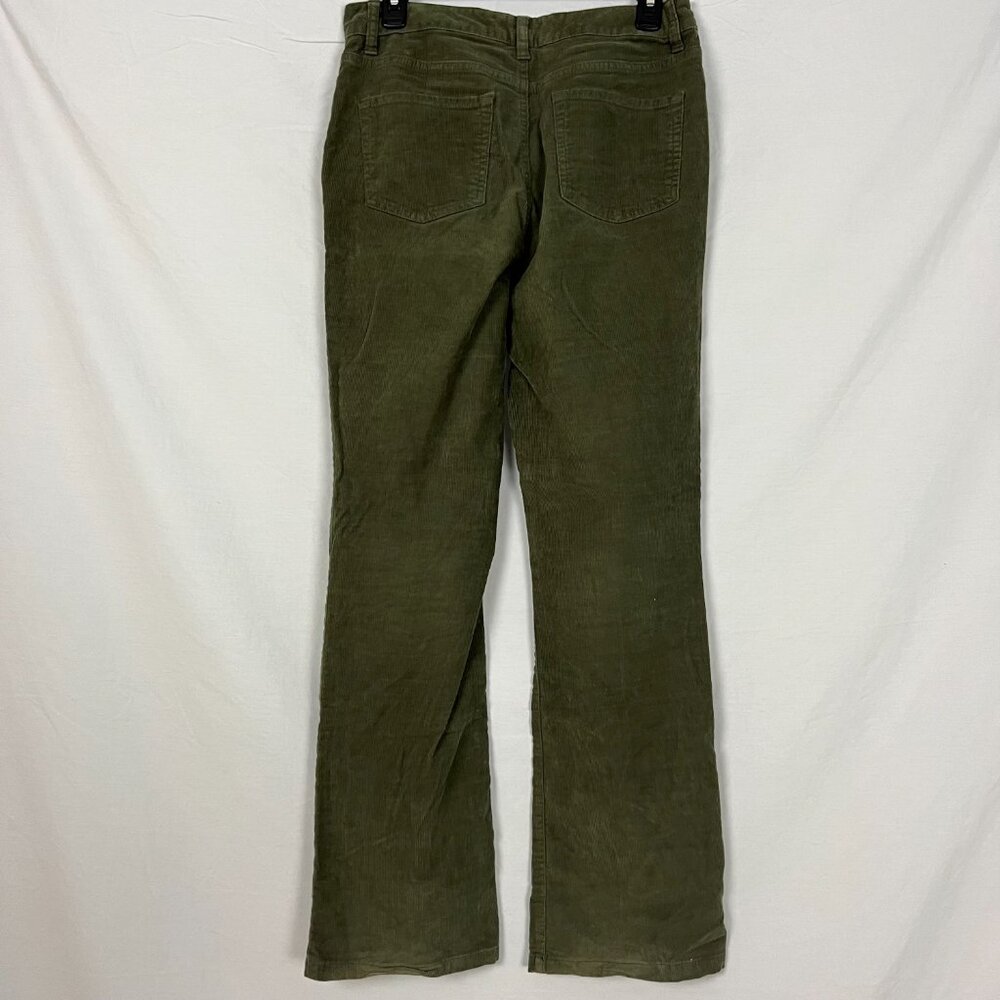 St. John's Bay Straight Fit Army Green Slender Boot Cut Corduroy Pants Size 8 - Picture 2 of 4